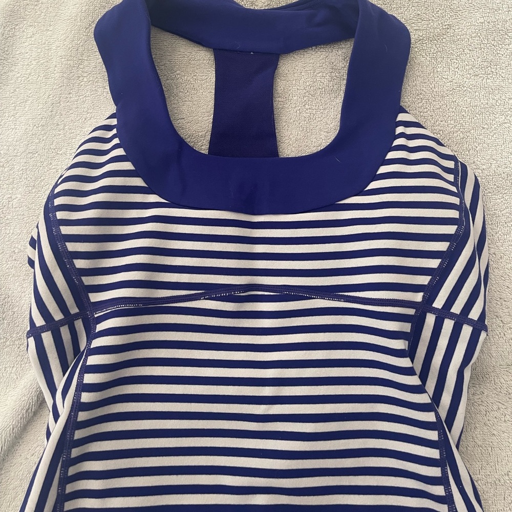 Size 8 Lululemon sports tank.